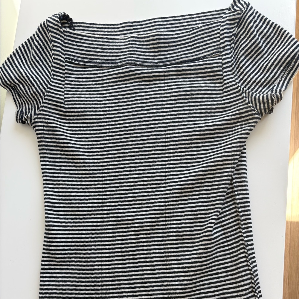 🦓 Black and White Striped Free People Top 🦓